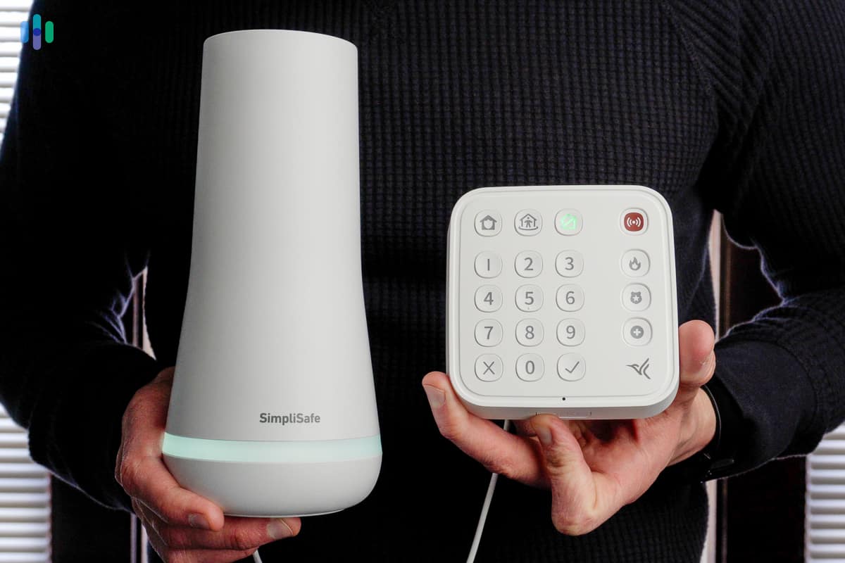 SimpliSafe vs Arlo Home Security Systems SimpliSafe vs Arlo Home Security Systems