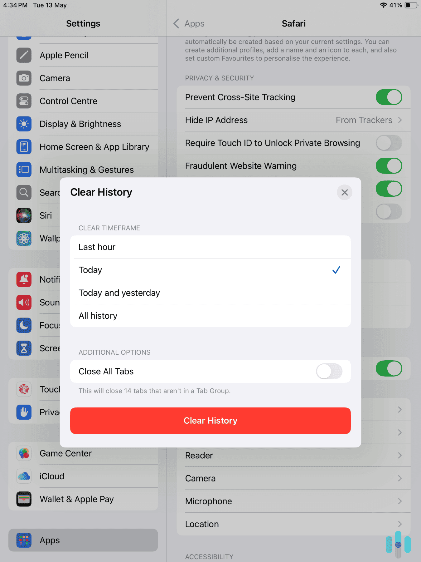 Deleting all our Safari browsing data from our iPad Settings panel